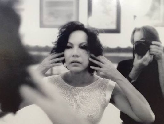 Luisa María Jiménez: “Estoy como en el centro de la Tierra” Luisa María Jiménez a través del lente de Pedro Coll. Tomada del CNAP